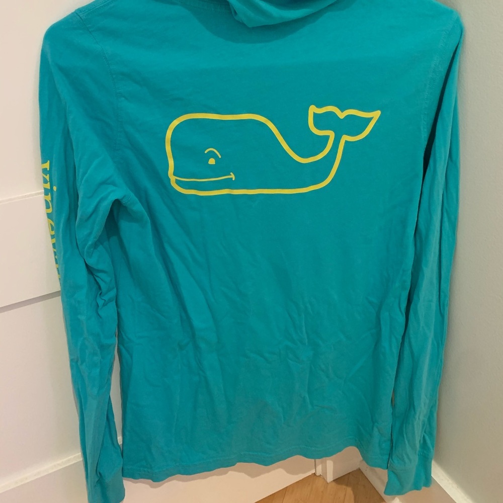 Vineyard vines sweatshirt